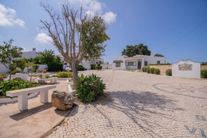 Property grounds - Rosa dos Ventos (329) (Guia)