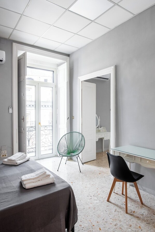 3 bedrooms, iron/ironing board, travel crib, WiFi