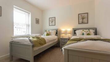 3 bedrooms, iron/ironing board, travel crib, WiFi