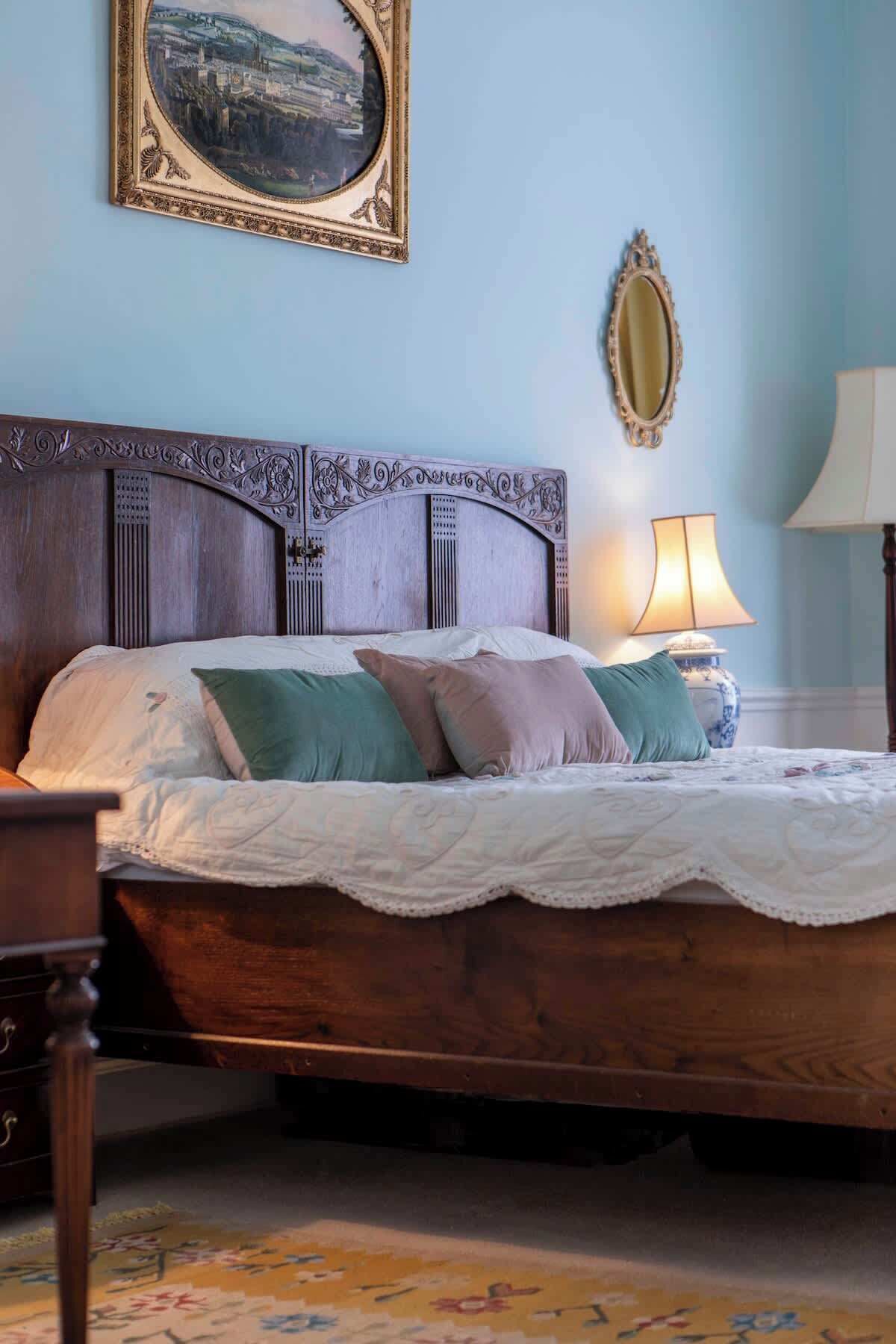 1 bedroom, iron/ironing board, travel crib, WiFi