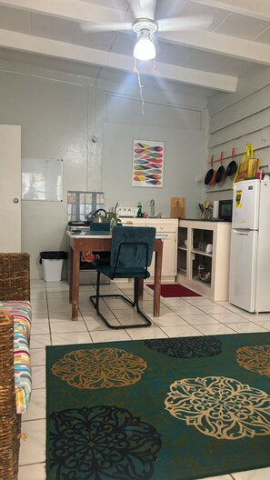 Interior - TheMews! Centrally located  1bed, bath, Living, Verandah& fully equipped Kitchen (Kingston)