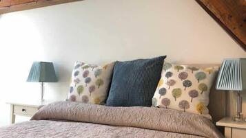 1 chambre, fer et planche Ă repasser, lit parapluie, Wi-Fi