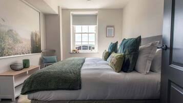 2 bedrooms, iron/ironing board, travel crib, WiFi