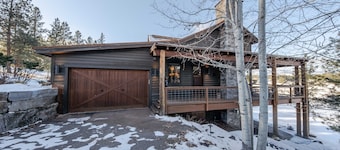 Wilderness Club Lakefront Lodge