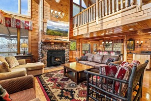 TV, fireplace, DVD player, offices - Mountainside Stay for 10 w/Hot Tub & Mtn Views (Sevierville)