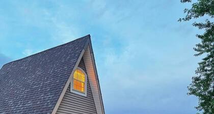 🏠 Charming A-Frame w/ Mid-Century Vibe 1 Bed/1 Bath near Elizabeth, Illinois🌲