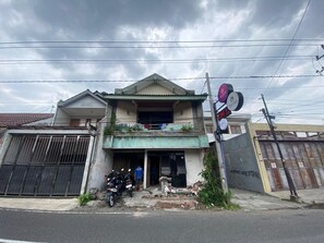 숙박 시설 정면