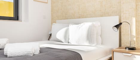 1 habitación y ropa de cama