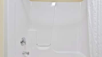 Secador de pelo, toallas