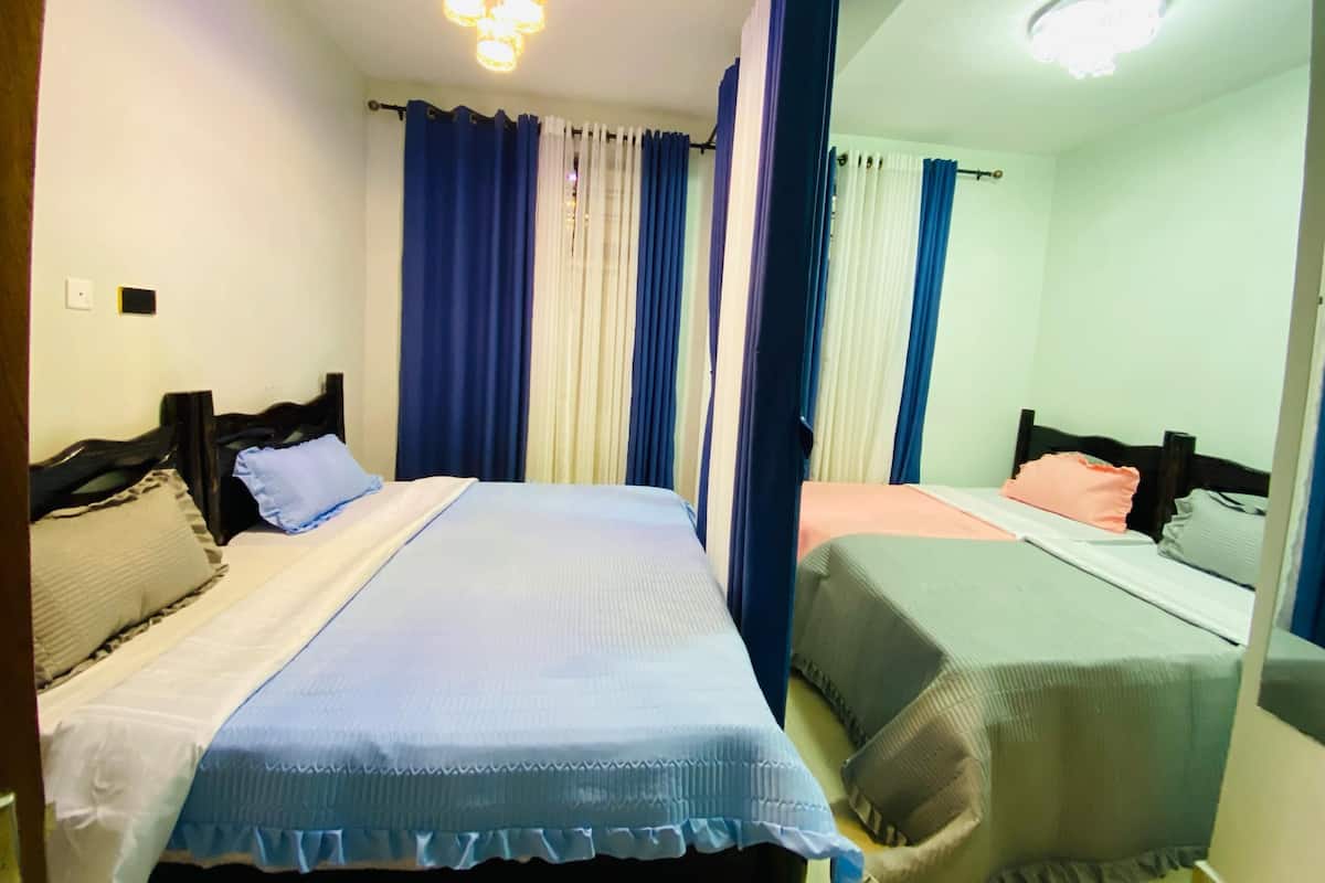 Luxury Double or Twin Room, Balcony | In-room safe, desk, iron/ironing board, free WiFi