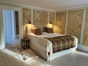 4 habitaciones, escritorio, wifi gratis y ropa de cama 