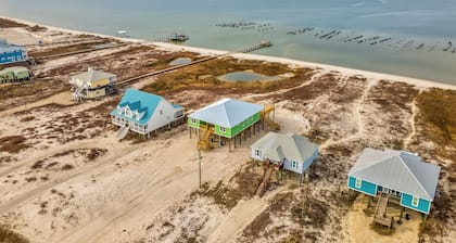 Beautiful C's - 5/5, bayfront, private pool, sleeps 20