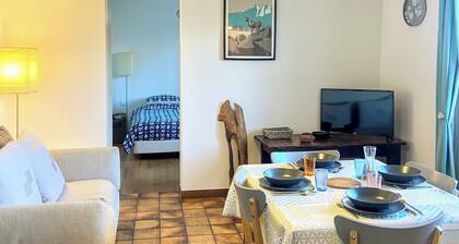 Gîte d'Aspe, cosy apartment in the heart of the Sainte Croix district