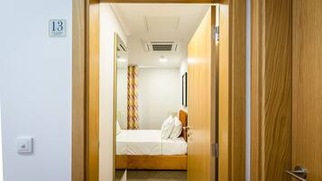 1 quarto, roupa de cama