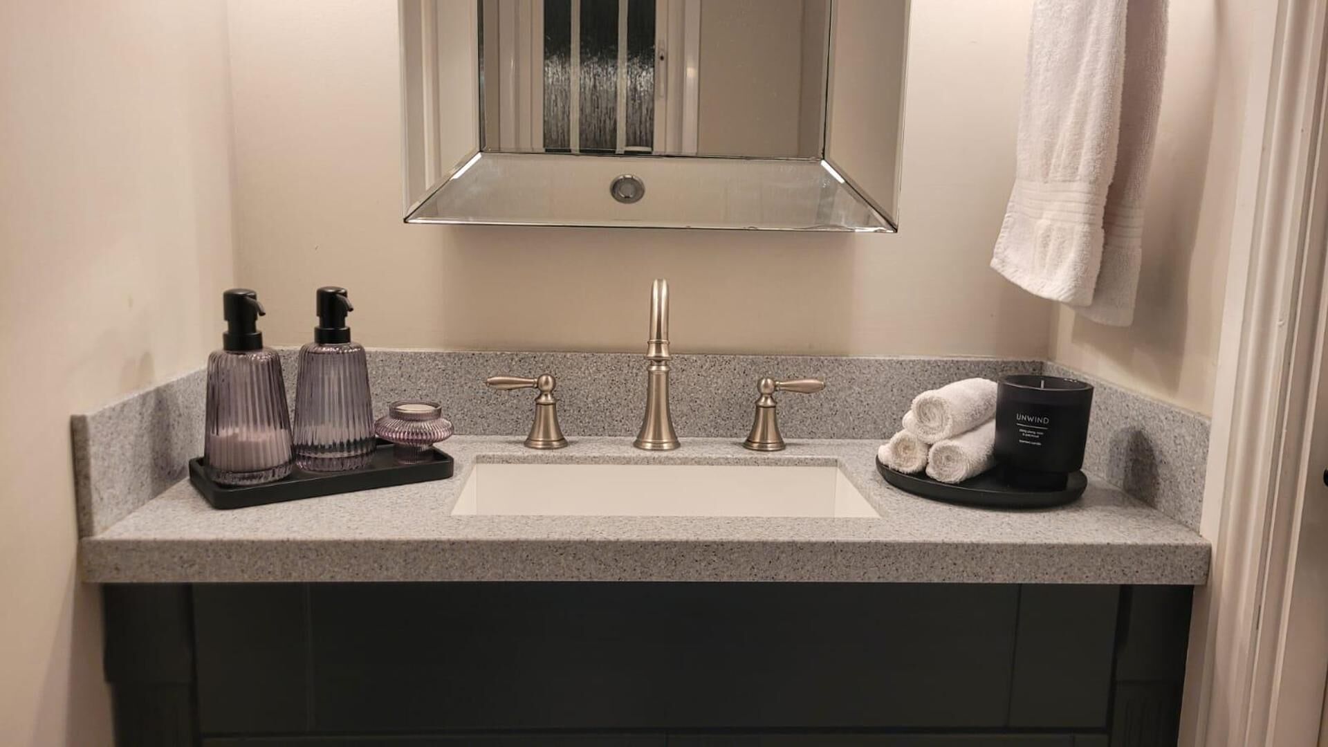 House | Bathroom | Combined shower/tub, deep soaking tub, hair dryer, towels