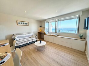 TV - Lovely ! Superbe T2 rénové – Vue mer 180° (Ploemeur)