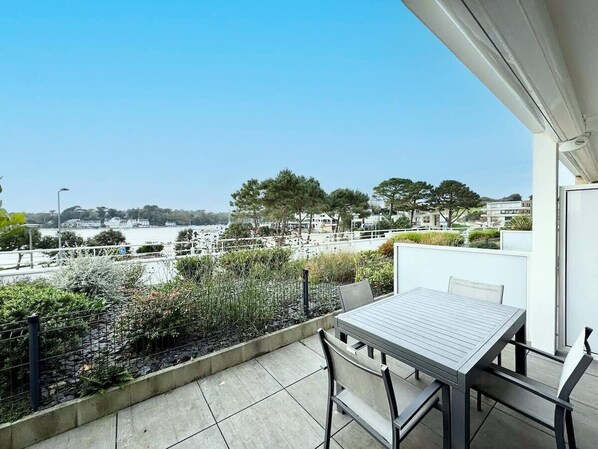 Outdoor dining - T3 de standing - Vue océan 180 (Guidel)