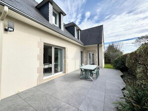 Outdoor dining - Maison de vacances tout confort 50m de la mer (Ploemeur)