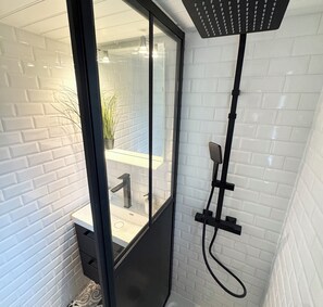 Shower, hair dryer - Jolie maisonnette - 300m des plages – piscine (Guidel)