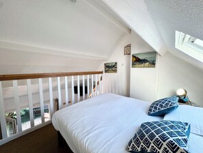 2 bedrooms, iron/ironing board, travel crib, WiFi