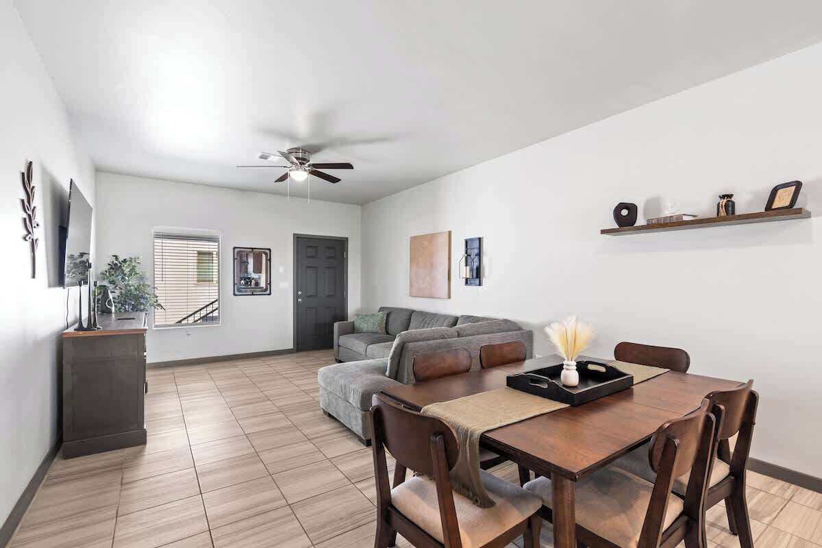 Modern 2br 2ba Home   King Bed   Smart Tv C - El Paso, TX