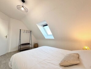4 Schlafzimmer, Bügeleisen/Bügelbrett, WLAN