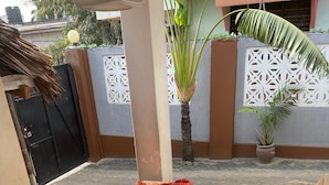 Front of property - Milele hostel (Dar es Salaam)