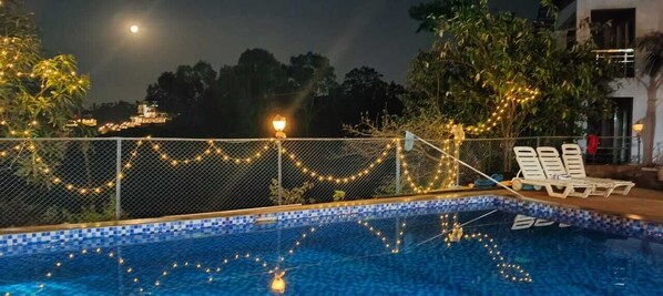 Piscina a l'aire lliure