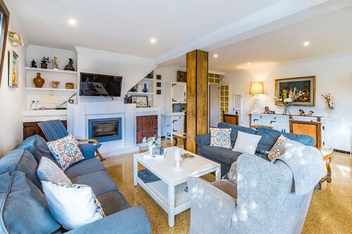 El Ranchito, villa in Paguera, Majorca, quiet area, with swimming pool and barbecue.