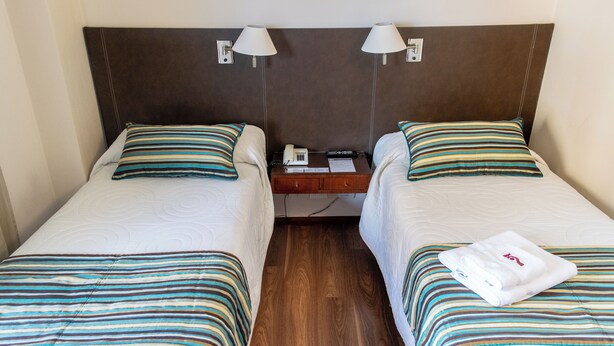 Standard Twin Room | In-room safe, free WiFi - HOTEL AUGUSTUS (San Salvador de Jujuy)
