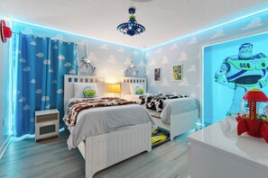 9 chambres, fer et planche à repasser, lit parapluie, Wi-Fi