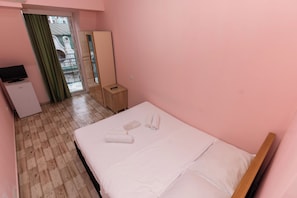 Standard Double Room, Balcony, City View | Free WiFi - Hotel Ponto Vechio (Batumi)