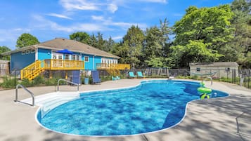 Outdoor pool, pool umbrellas, pool loungers
