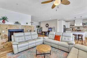 65-inch Smart TV with digital channels - Heated Pool King Bed Jacuzzi Bath Arcade (Winston-Salem)