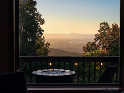 Wilderness Ridge | Private Cabin w/ Mountain Views