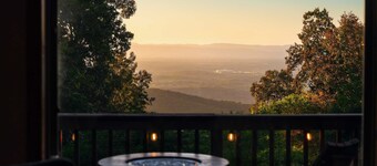 Wilderness Ridge | Private Cabin w/ Mountain Views