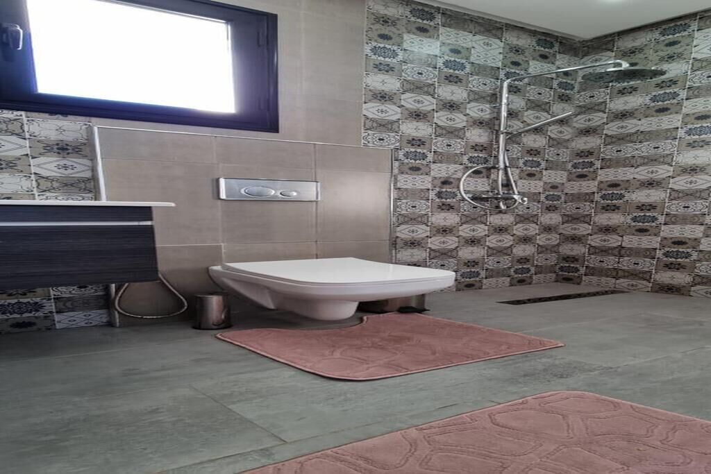 Håndklær, såpe og toalettpapir