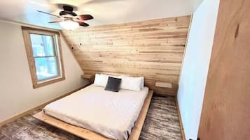 3 bedrooms, WiFi, bed sheets