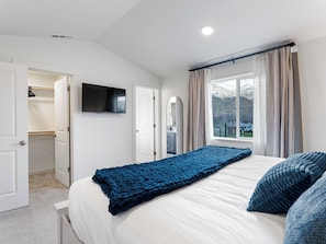 3 bedrooms, free WiFi, bed sheets