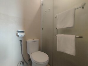 Shower, hair dryer, bidet, towels - 201`Last Minutes Deal ! Room 201. 1st Cleanest & Affordable Guest House In Bali. (Bali)