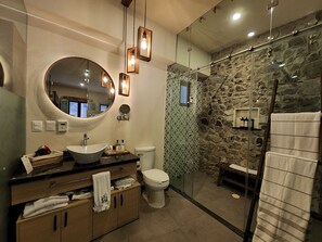 Unclassified image, 4 of 14, button - Castello di Carlo – Loft Carlo II. (Val'Quirico)