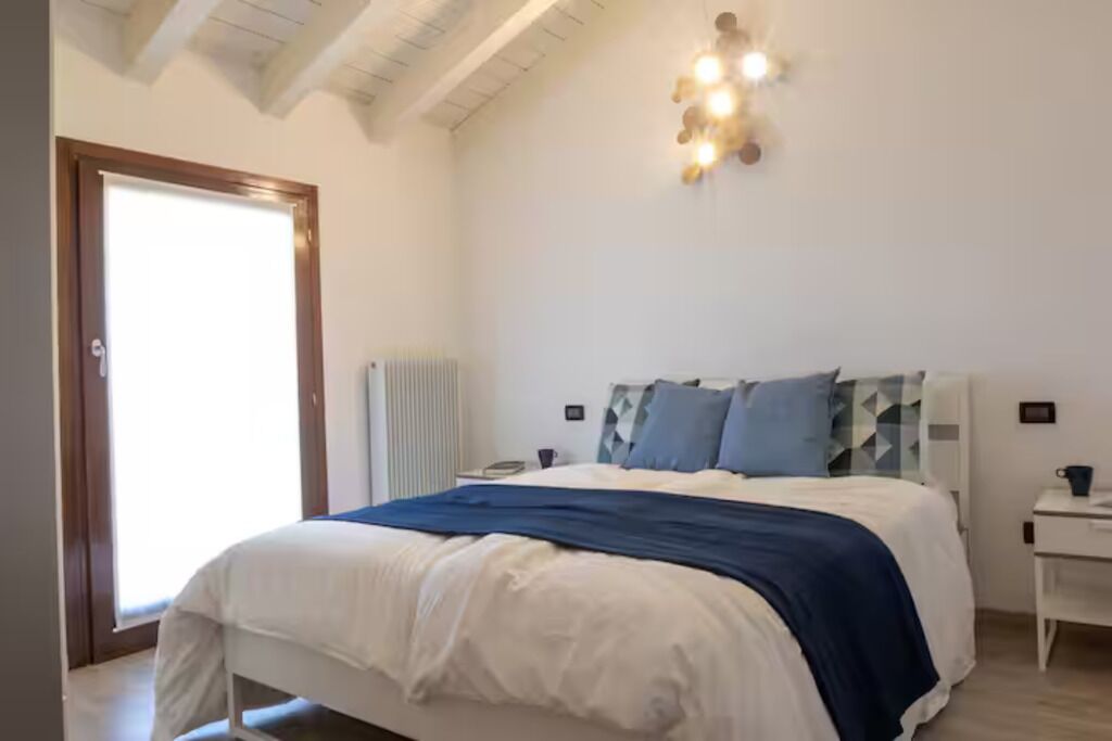 2 slaapkamers, een strijkplank/strijkijzer, wifi, beddengoed