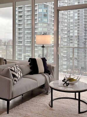 Exclusive Room | Living area | Smart TV