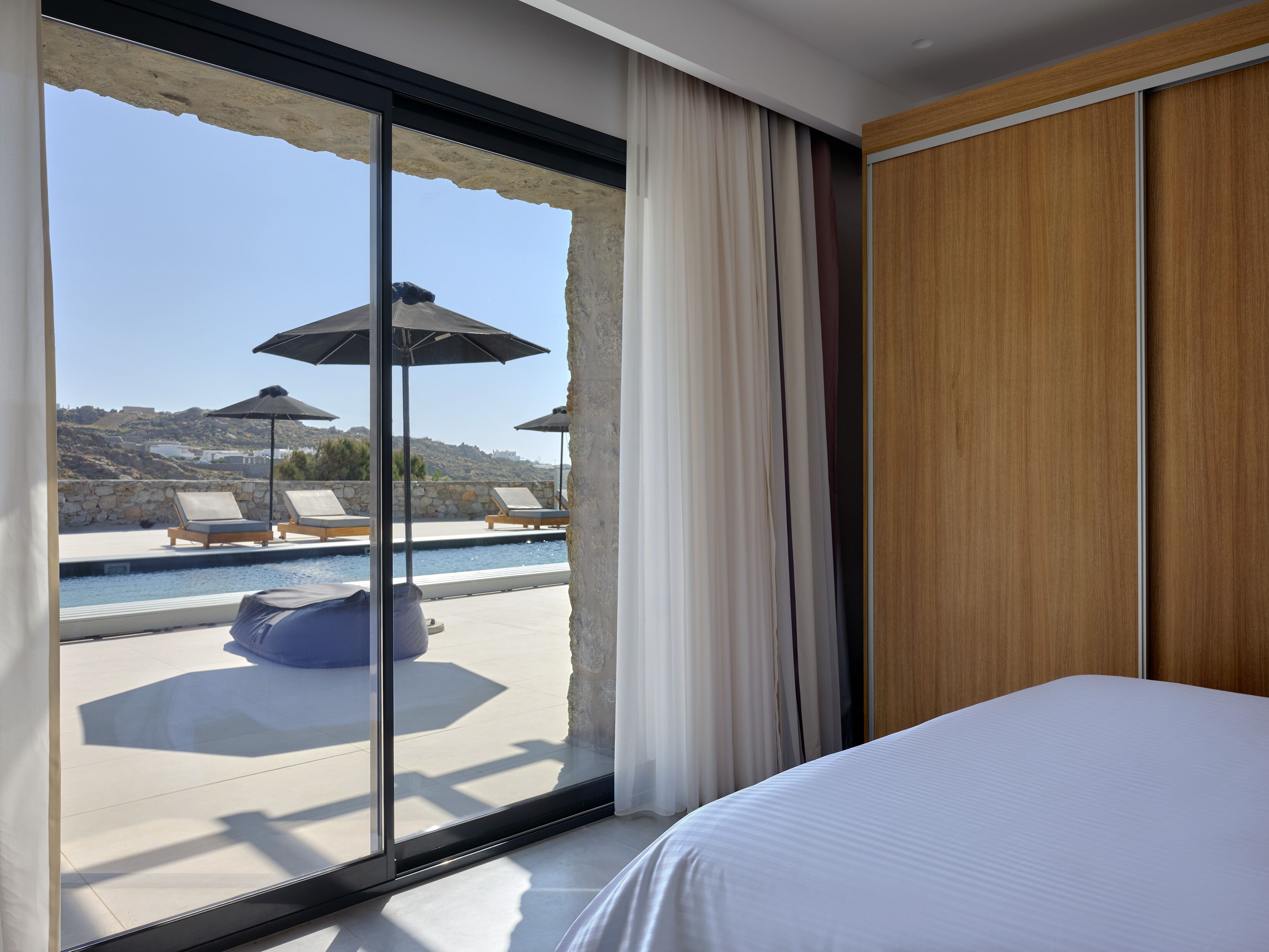 9 habitaciones y wifi gratis 