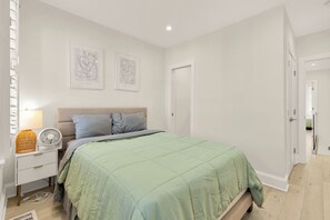 2 makuuhuonetta, vuodevaatteet