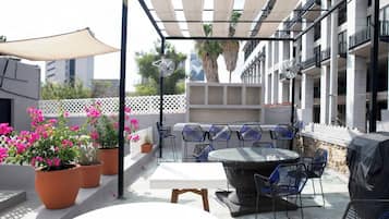 Sundeck