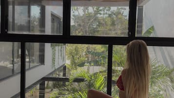 Deluxe House | Living area | Flat-screen TV