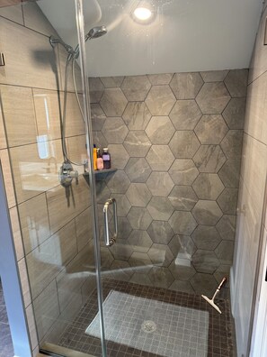 Shower - Gut renovated 3-bedroom apartment in historic Cape May (Cape May)