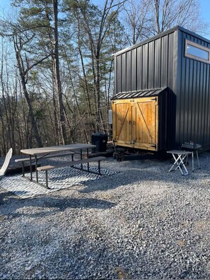 Exterior - Tiny House in Sevierville (Gatlinburg)