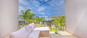 Reef Townhouse Tides (T39)